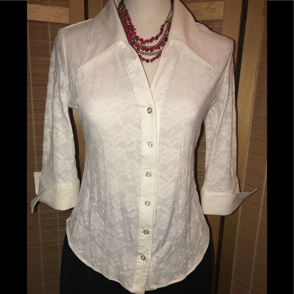 Saks 5th Folio lacy blouse with 3/4 sleeve, sz 10